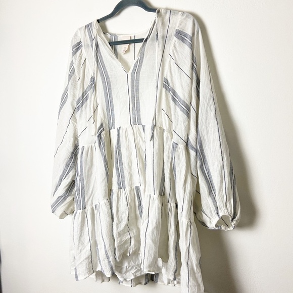 H&M • Women’s White/Blue Striped Beach Boho Mini Ruffle Dress Size Small - Picture 3 of 6